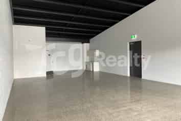 SUPREME RETAIL ON JELLICOE
