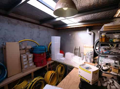 Versatile Trade Unit - 125.97m²