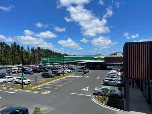 Pinehill Central food and beverage 