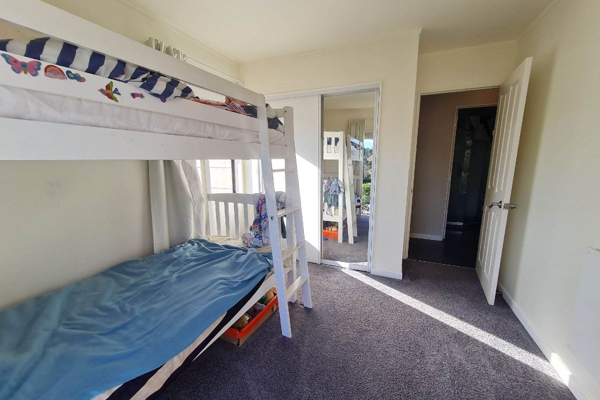 3 bedrooms available in a 4 bedroom home - Widok 6