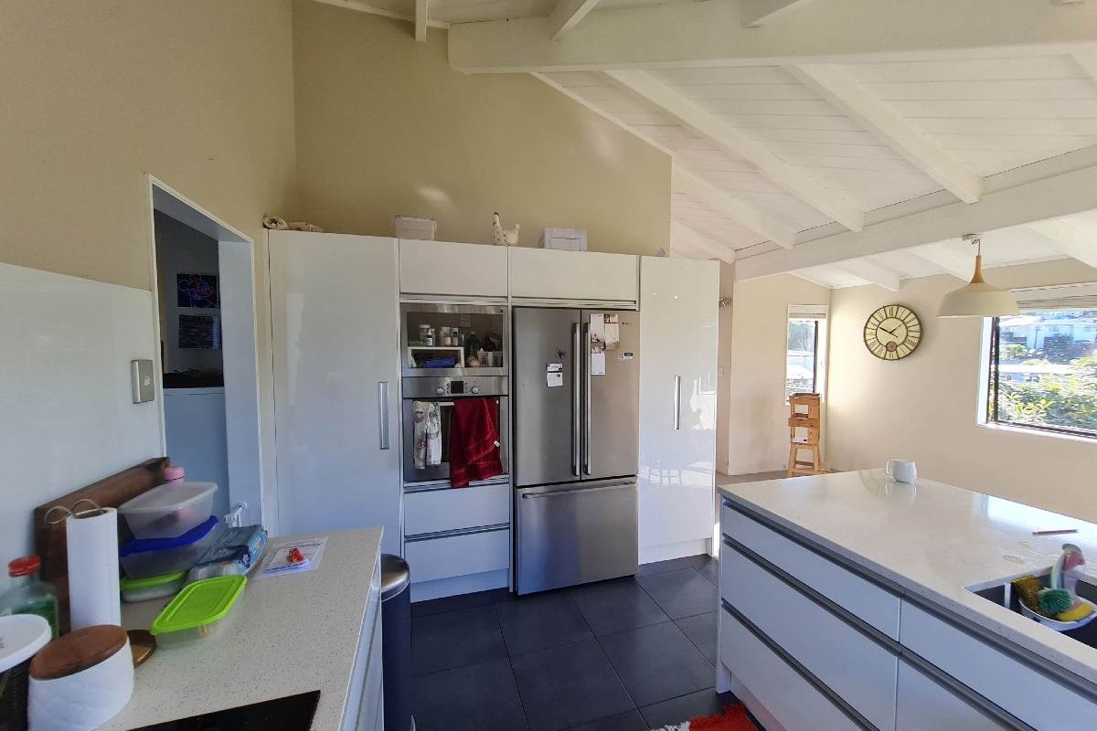 3 bedrooms available in a 4 bedroom home - Widok 2