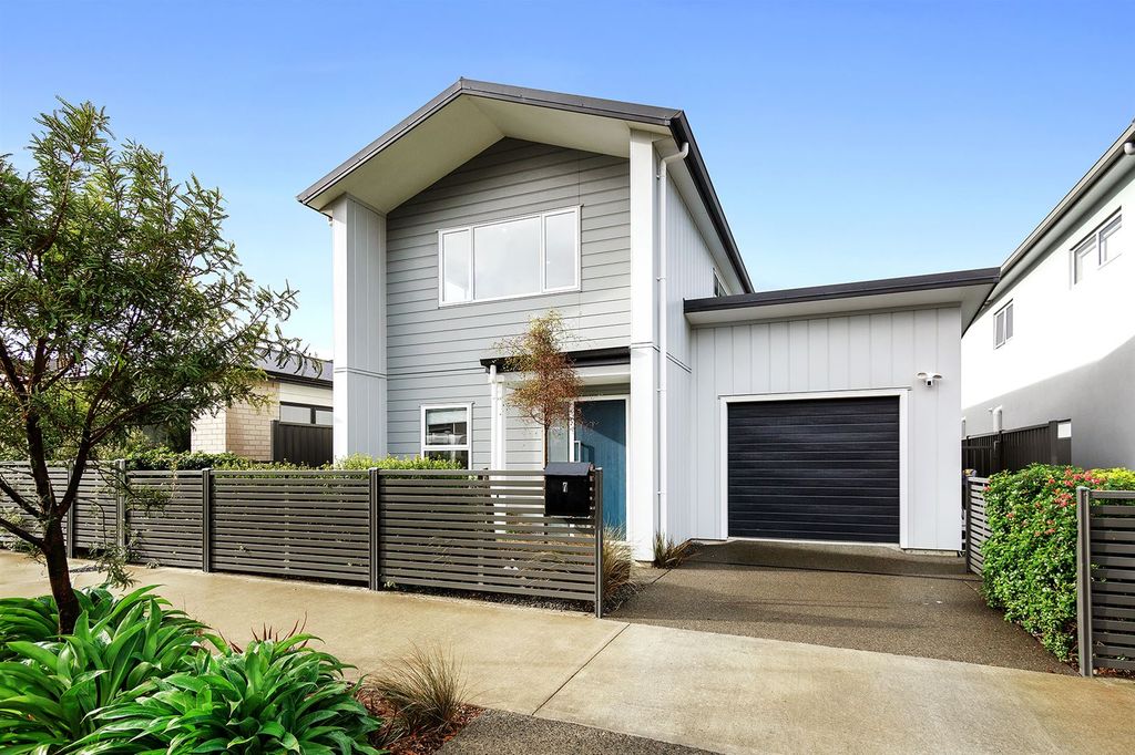 Property value 7 Torea Place, Porirua realestate.co.nz