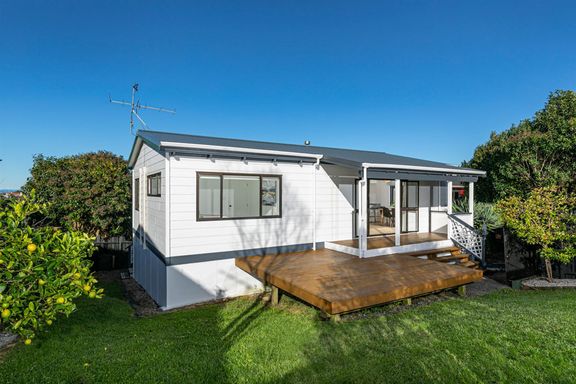 Property value - 1/130 Golf Road, Titirangi - realestate.co.nz