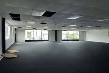 Unbeatable Rental commercial in Takanini