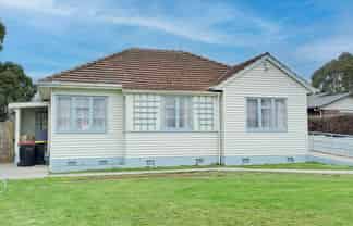 33 Albion Street, Mataura