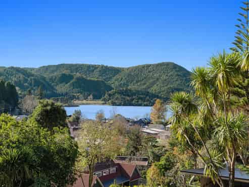 92 Okareka Loop Road, Lake Okareka
