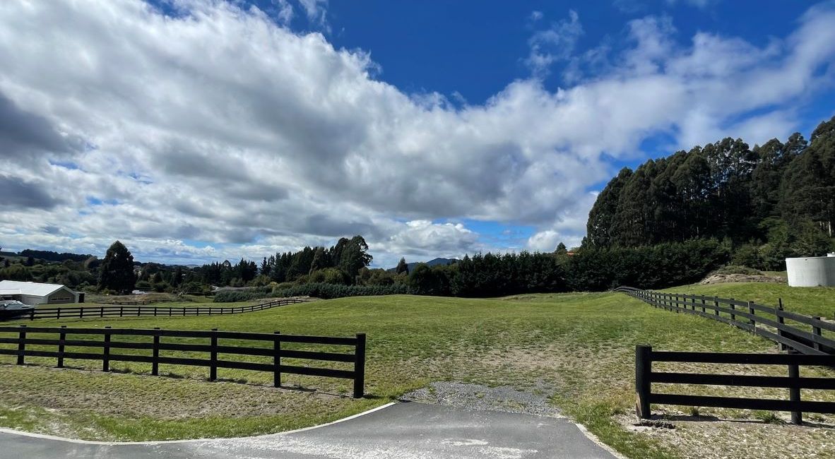 17 Lochinvar Lane, Acacia Bay, Taupo For Sale realestate.co.nz