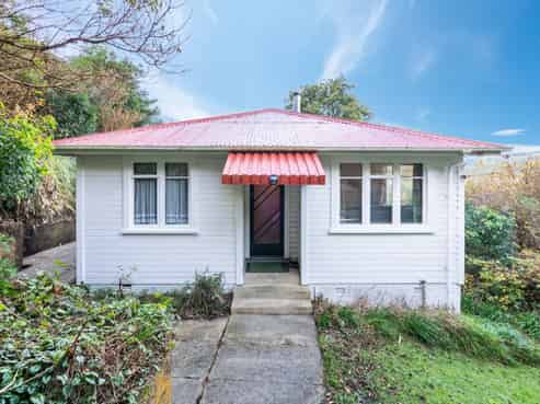 66 Lindsay Road, Balaclava