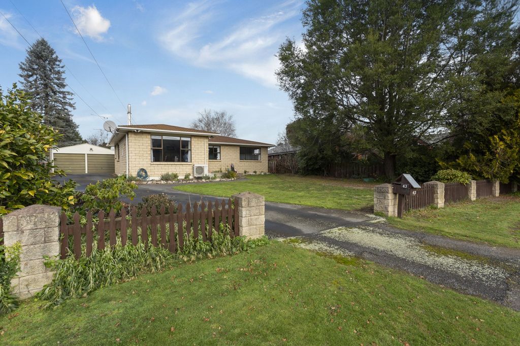 Property value 43 Skerries Street, Outram realestate.co.nz