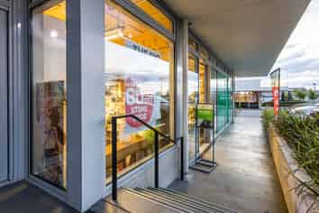 High Profile Prime Tenancy in Richmond