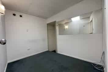 Handy retails/ office in Neighbourhood