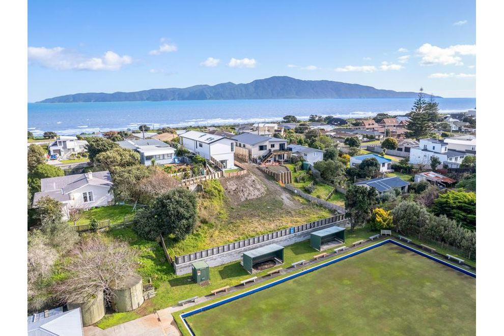 85a Seaview Road, PARAPARAUMU BEACH, Kapiti Coast For Sale