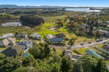 46 Graham Place, Bellevue