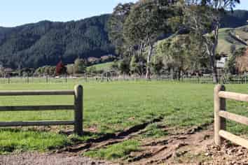 425 Tararua Road, Levin