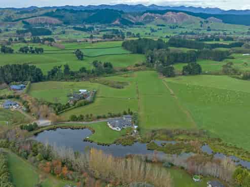 29 Twin Peaks Grove, Koputaroa