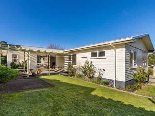 25 Rondane Place, Tirohanga