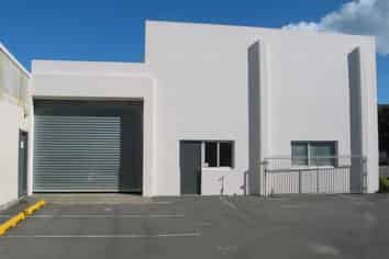 Sizable Warehouse and Support Offices