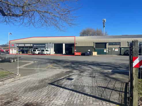 Ex Piako premises for lease
