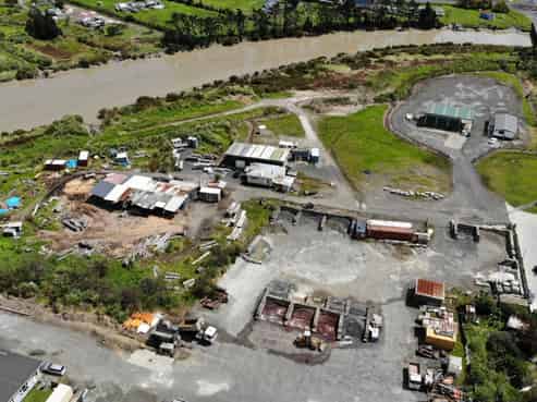 For Lease - Helensville - Large Yard Sections