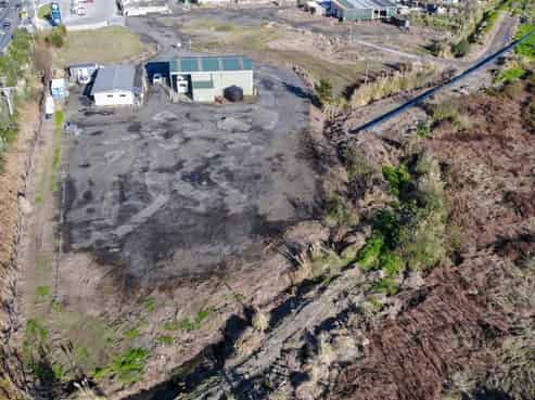 For Lease - Helensville - Large Yard Sections