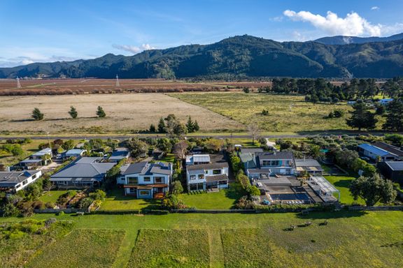 Property value - 156 Rarangi Beach Road, Rarangi - realestate.co.nz