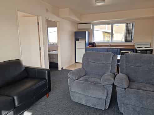 Vendor Must Sell - Fully Refurbished 10 Unit Motel