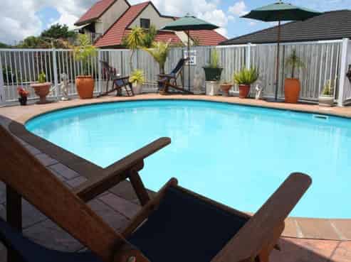 Vendor Must Sell - Fully Refurbished 10 Unit Motel