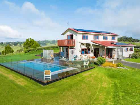 38 Fielding Road, Awhitu