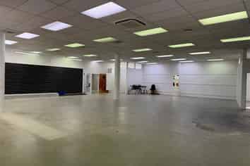 Hot Retail Space
