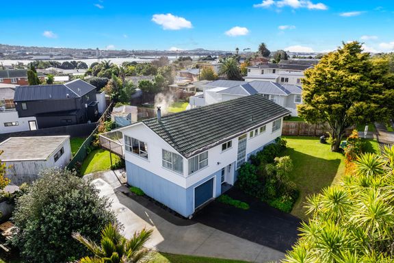 Property value - 64 Church Road, Mangere Bridge - realestate.co.nz