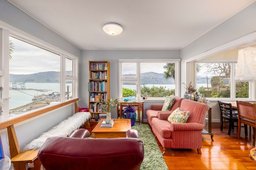 Sold 44 Cressy Terrace, Lyttelton realestate.co.nz