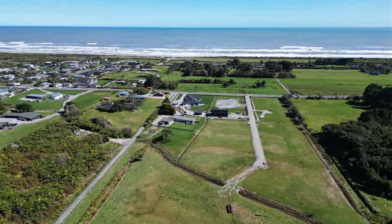  249 Coulson Road, Paroa