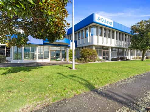  Flexible Layout - Office and Parking  - Te Rapa