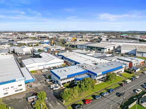  Flexible Layout - Office and Parking  - Te Rapa