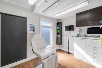  Standalone Medical/Office Premises