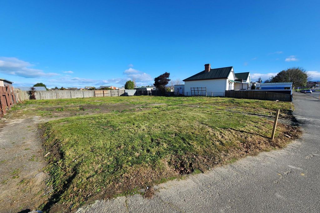 Property value 124 Church Street, Seaview realestate.co.nz