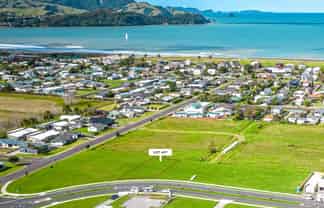 170 Kupe Drive, Whitianga