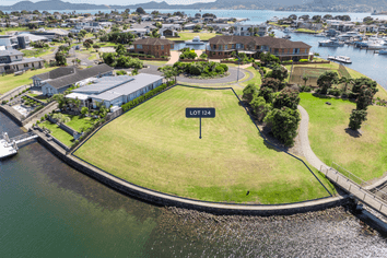 58 Mariners Haven, One Tree Point