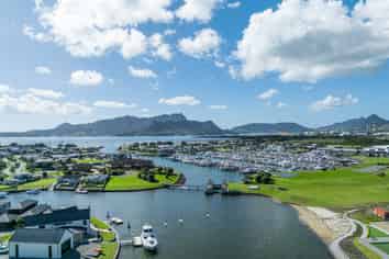 58 Mariners Haven, One Tree Point