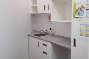 Road frontage exposure at Meadowbank Mall