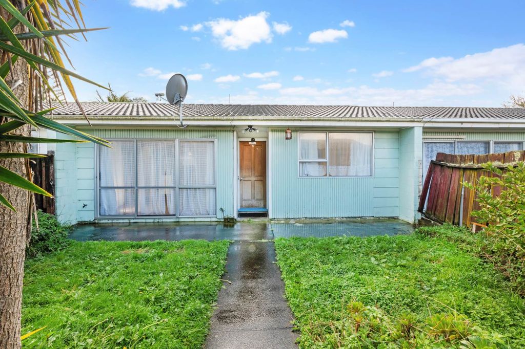 Sold 4/55 Puhinui Road, Manukau realestate.co.nz