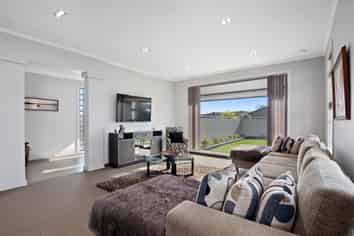  12 Woodstock Place, Stoke