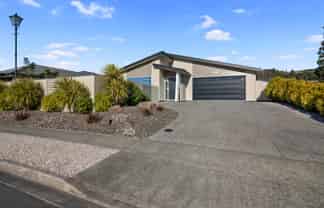  12 Woodstock Place, Stoke