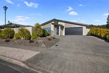  12 Woodstock Place, Stoke