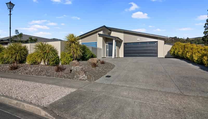  12 Woodstock Place, Stoke