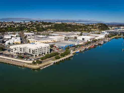Waterfront opportunity in landmark building