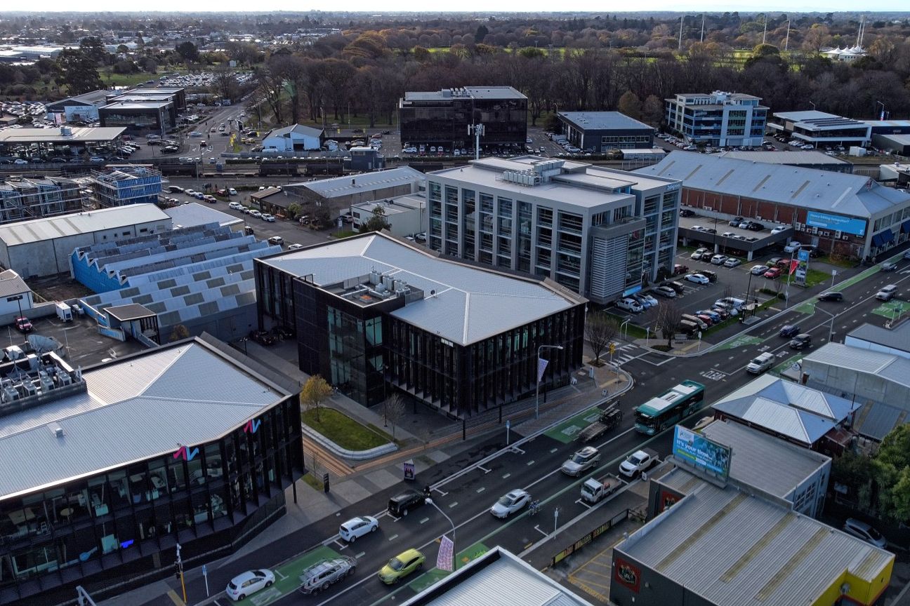 Outstanding Grade-A office space - Vista 2