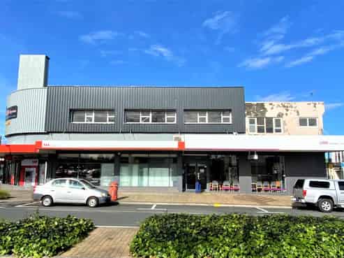 The best corner in town!