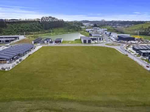 Unrivalled high-profile development land 
