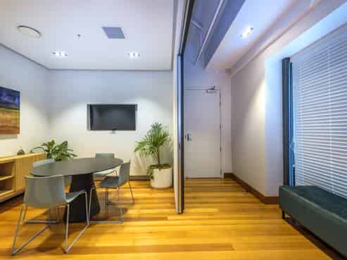 Stunning character office investment